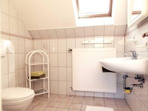 24044941-Ferienwohnung-2--300x225-3