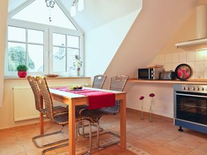 24044953-Ferienwohnung-4--300x225-3