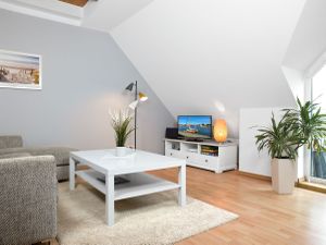 24044957-Ferienwohnung-4--300x225-2