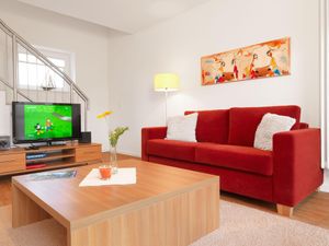 24044968-Ferienwohnung-4--300x225-1