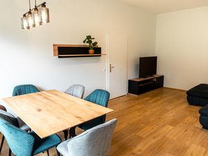 24038643-Ferienwohnung-4--300x225-3