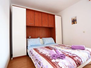 19127372-Ferienwohnung-4--300x225-3