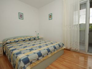 19128666-Ferienwohnung-4--300x225-4