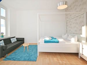 24045671-Ferienwohnung-2--300x225-1