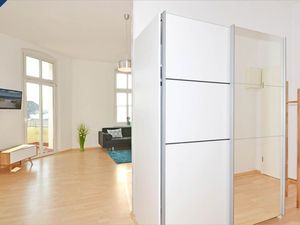 24045671-Ferienwohnung-2--300x225-2