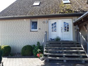 24046205-Ferienwohnung-5--300x225-0