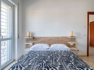 24046503-Ferienwohnung-3--300x225-0