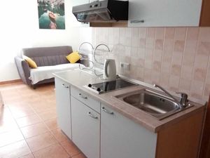 23946858-Ferienwohnung-4--300x225-0