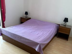 24045978-Ferienwohnung-2--300x225-5