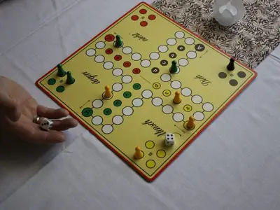 Verschiedene Gesellschaftsspiele vorhanden