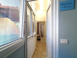 24047303-Ferienwohnung-2--300x225-5