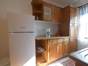 24047967-Ferienwohnung-8--300x225-2