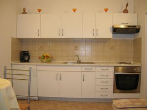 24037197-Ferienwohnung-4--300x225-1