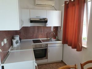 24037203-Ferienwohnung-4--300x225-3