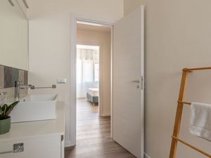 24048055-Ferienwohnung-4--300x225-4