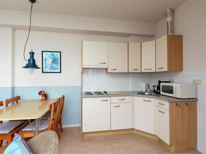 24045786-Ferienwohnung-2--300x225-3