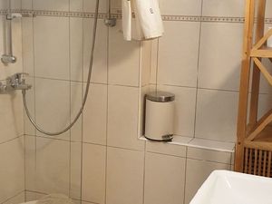 23297759-Ferienwohnung-7--300x225-1