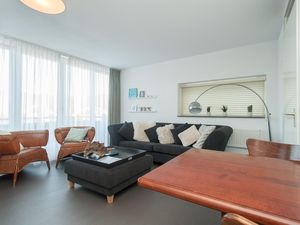 24045765-Ferienwohnung-2--300x225-2