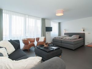 24045765-Ferienwohnung-2--300x225-5