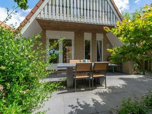 24045783-Ferienwohnung-4--300x225-0