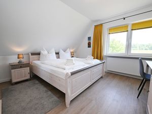 24049478-Ferienwohnung-6--300x225-1