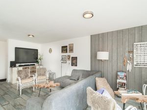 24045703-Ferienwohnung-4--300x225-5