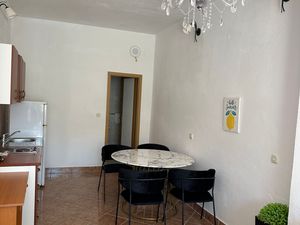 24045976-Ferienwohnung-4--300x225-5