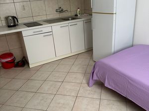 24045975-Ferienwohnung-7--300x225-5