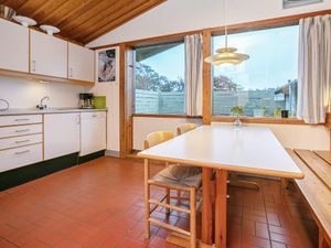 23821962-Ferienwohnung-6--300x225-2