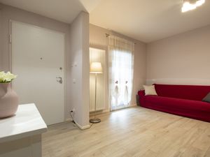 23867054-Ferienwohnung-6--300x225-1