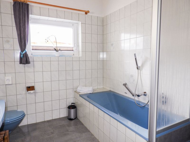 23846706-Ferienwohnung-6--800x600-2