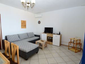 23847321-Ferienwohnung-5--300x225-5