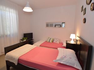 23846364-Ferienwohnung-4--300x225-5