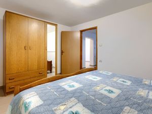 23841689-Ferienwohnung-5--300x225-5