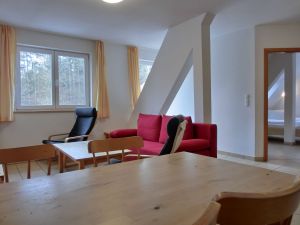 23964989-Ferienwohnung-4--300x225-1