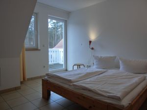 23964985-Ferienwohnung-6--300x225-4