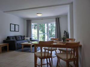 23964994-Ferienwohnung-2--300x225-1