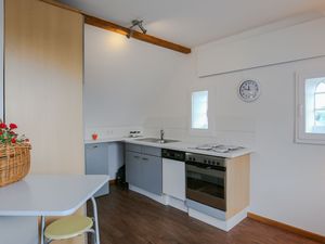 23966654-Ferienwohnung-2--300x225-5