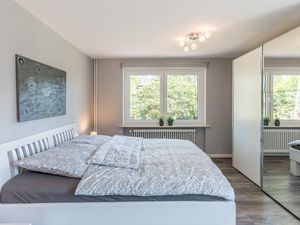 23966658-Ferienwohnung-4--300x225-3