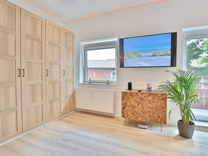 24048938-Ferienwohnung-2--300x225-4