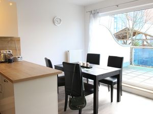 23975664-Ferienwohnung-4--300x225-4