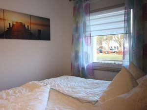 23975664-Ferienwohnung-4--300x225-5