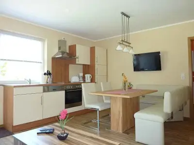 Ferienwohnung für 6 Personen (60 m²) in Lietzow auf Rügen 1/10
