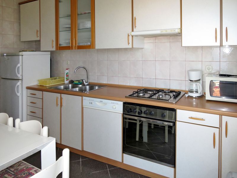 23846333-Ferienwohnung-6--800x600-2