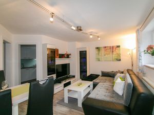 23860822-Ferienwohnung-4--300x225-4