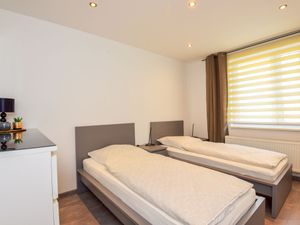 23861630-Ferienwohnung-4--300x225-2