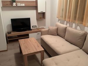 23934938-Ferienwohnung-3--300x225-1