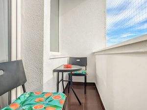 24051146-Ferienwohnung-4--300x225-4