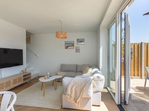 24043122-Ferienwohnung-6--300x225-5