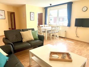 23873279-Ferienwohnung-6--300x225-0